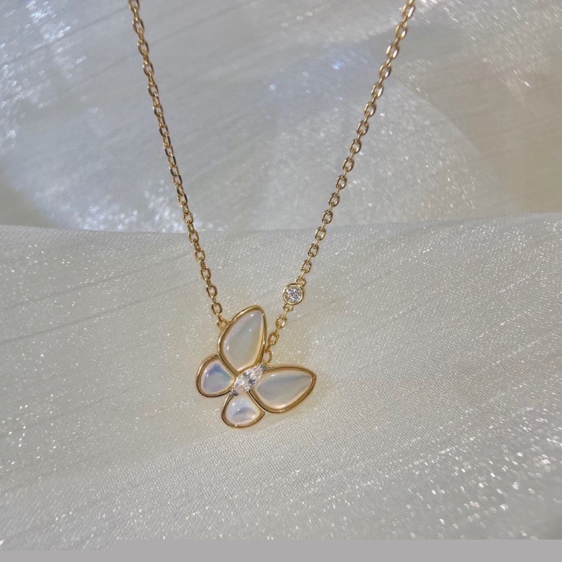 Vca Necklaces